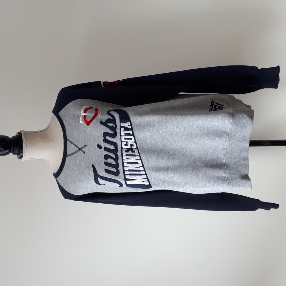 Minnesota Twins sweatshirt